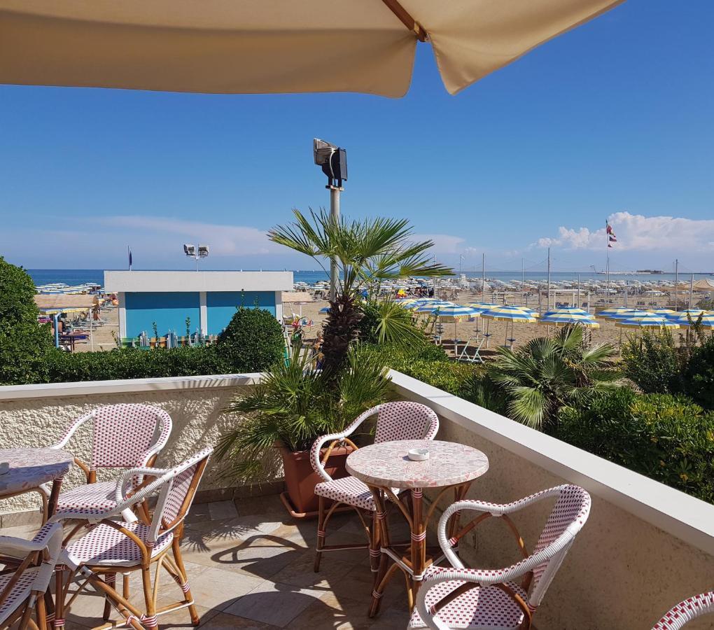 Hotel Driade sul mare Rimini Exterior foto